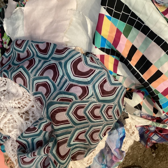 Scrap fabrics - Picture 3 of 8